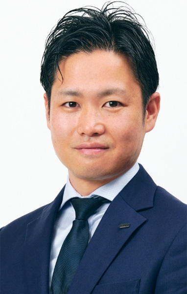 ハウジングセールス営業本部  課長　板山